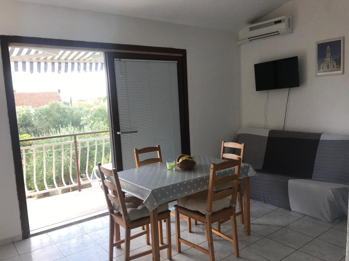 Apartmani Vilma Pakostane Exterior photo